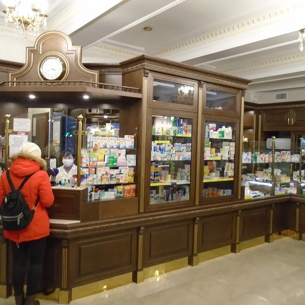 Сравнить этикетки для фармацевтических продуктов: соответствие нормам, материал и клей в Казани