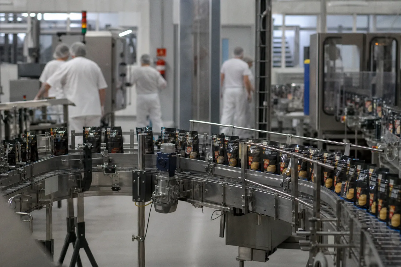 Закрытие завода Nestlé в Венгрии: как бизнесу оценить риски поставок упаковки